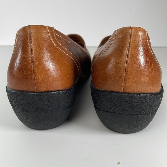 Leather Tan Hush Puppies Slip On Shoes - Picture 9 of 11